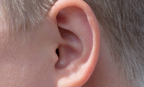 男人耳朵长痣的位置图解 女人耳朵上的痣图解对照表